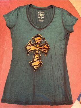 Rebel Spirit Women's Dark Green V-Neck Tee with Tiger-Print Cross